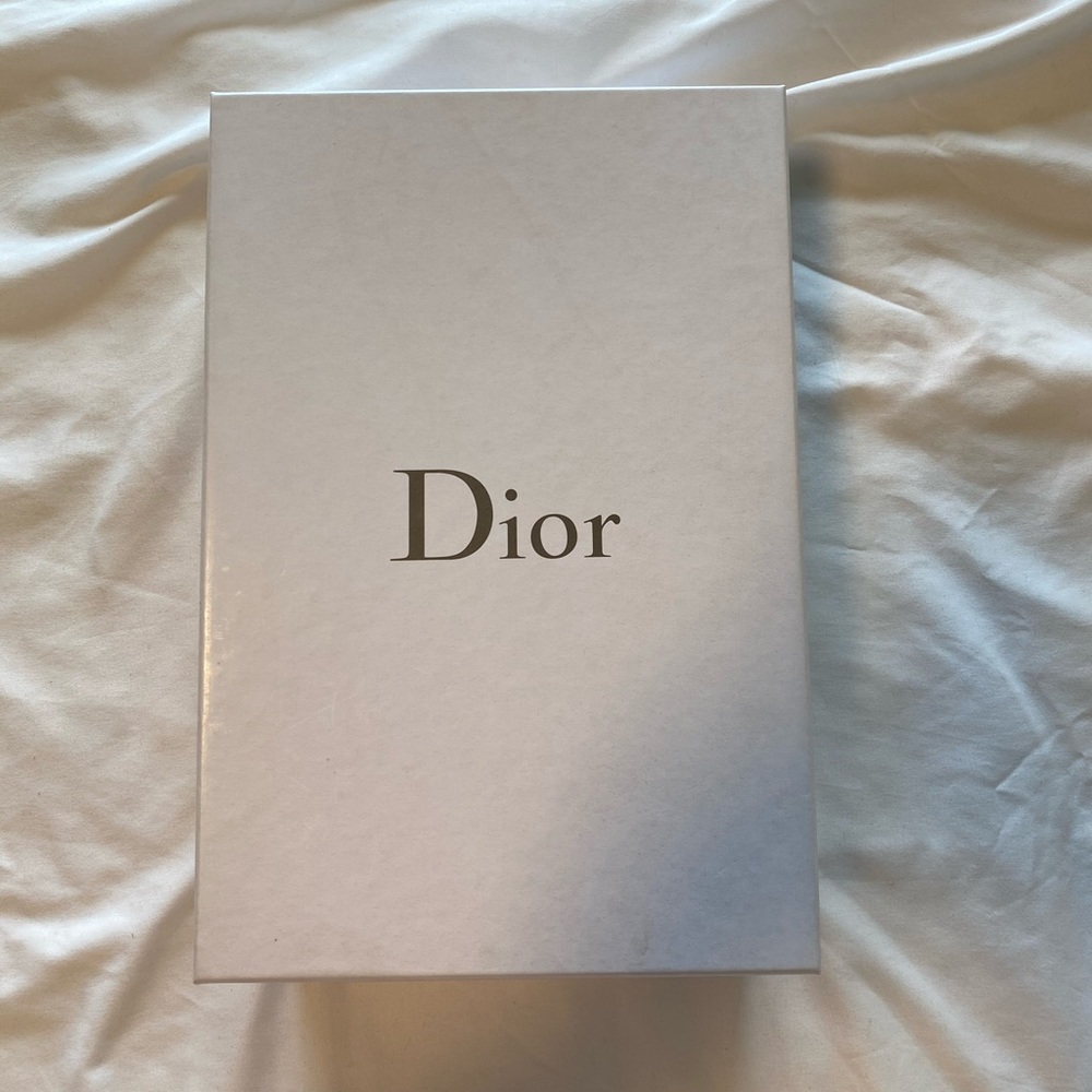 DIOR!! 👠 - Picture 2 of 4